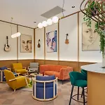 Palace Natali Hotel