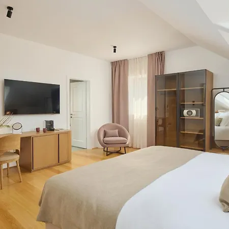 Palace Natali 5*