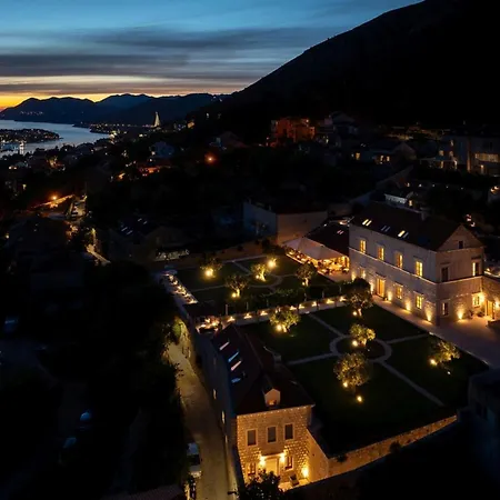 Palace Natali Hotel 5*