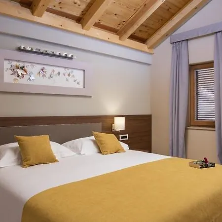Palace Natali Hotel