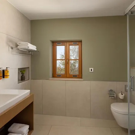 Palace Natali Hotel 5*