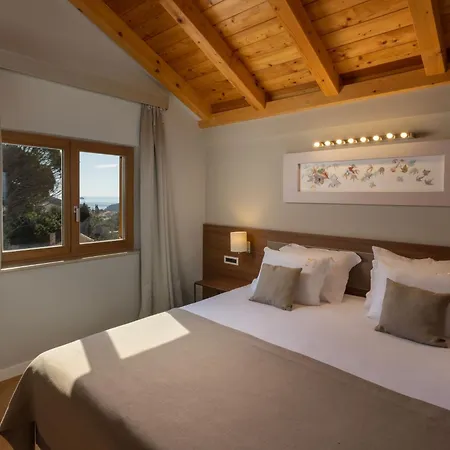Palace Natali Hotel 5*