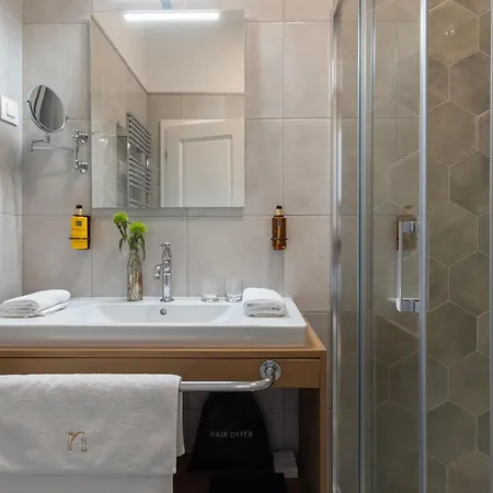 Palace Natali Hotel