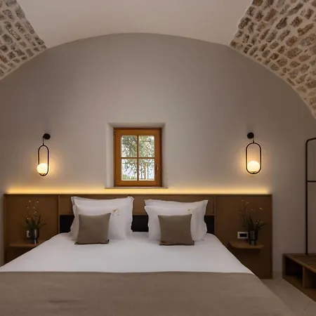 Palace Natali Hotel 5*